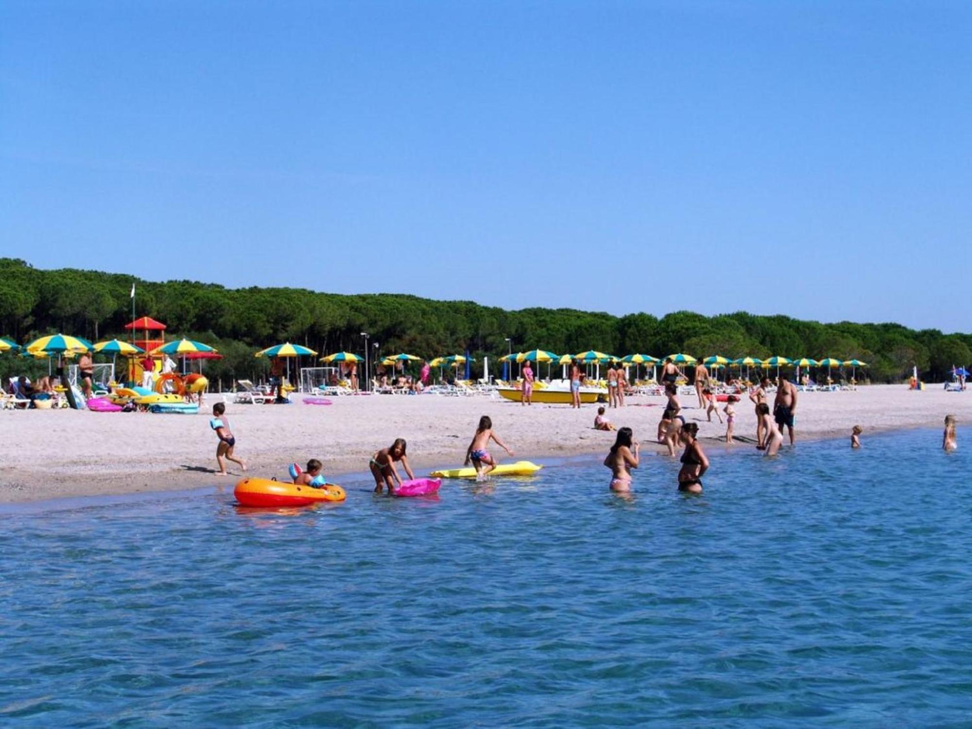 Holiday Home Camping Thurium By Interhome Marina di Schiavonea Buitenkant foto