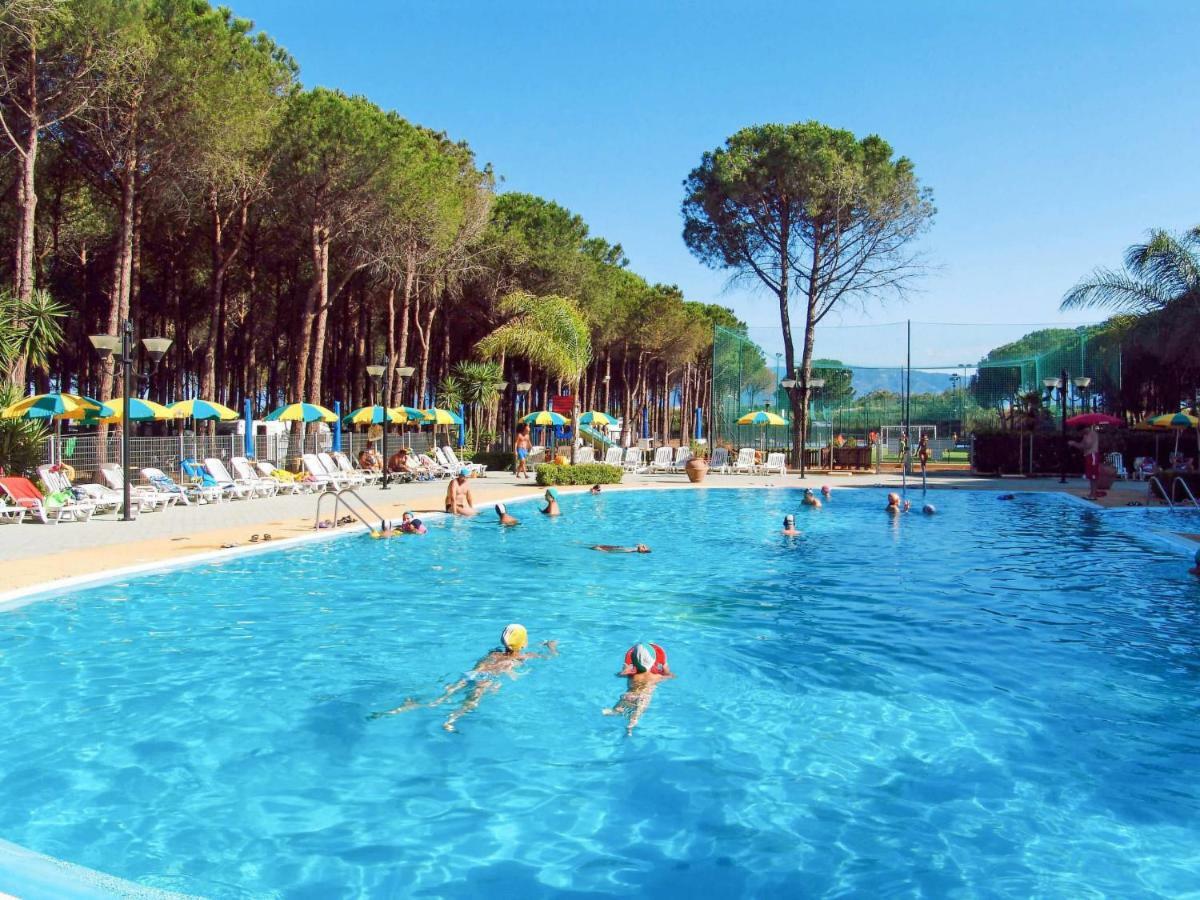 Holiday Home Camping Thurium By Interhome Marina di Schiavonea Buitenkant foto